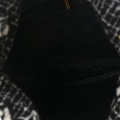 Chanel Cashmere Quilted Camellia Chanel 22 Black White 6 of 12