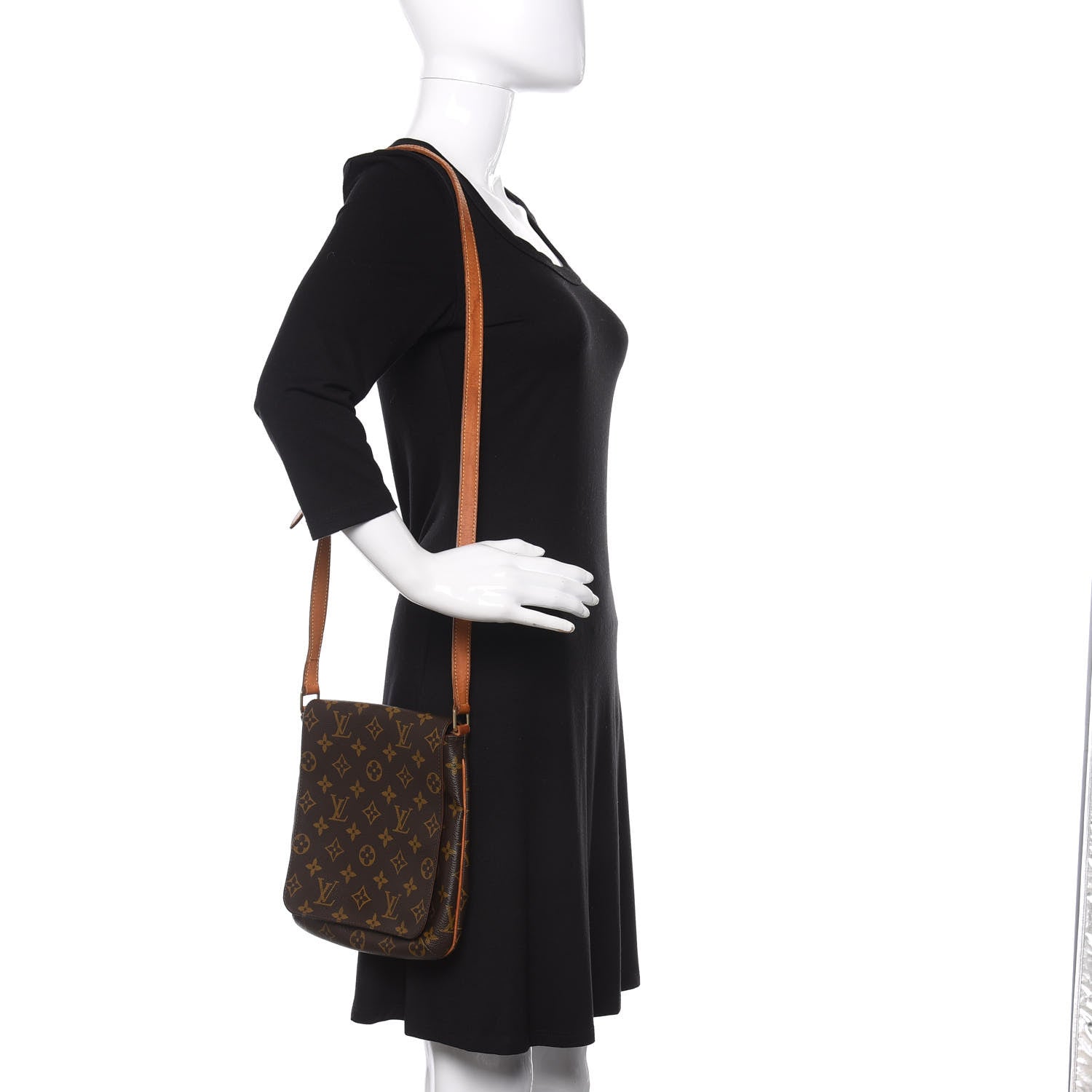 Louis Vuitton Monogram Musette Salsa Long Strap 2 of 10