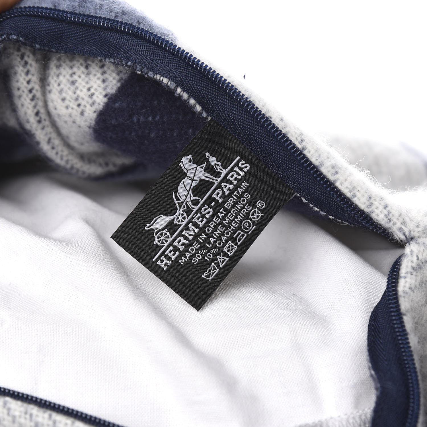 Hermes Wool Cashmere Couvertures Nouvelles Pillow Marine 5 of 5