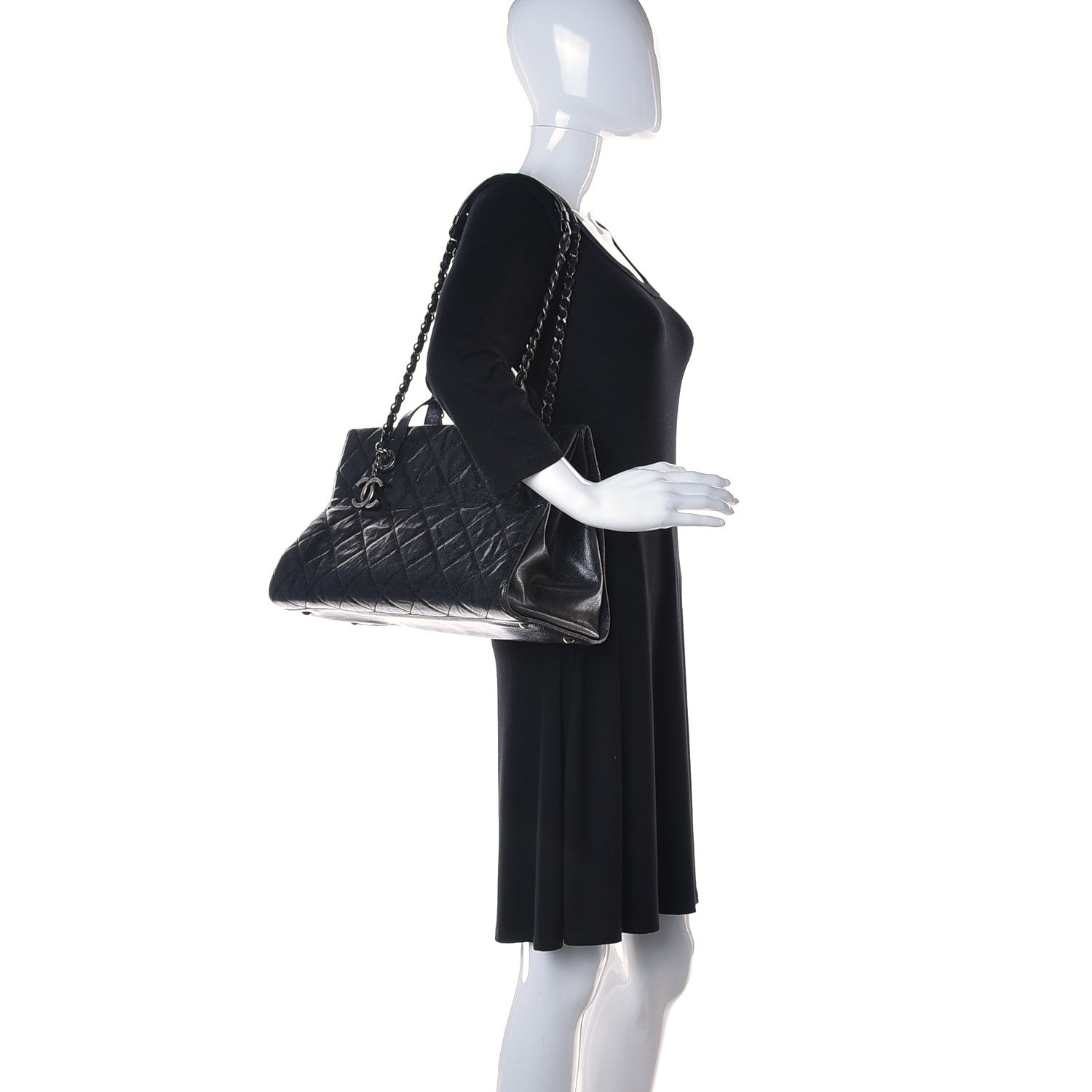 Chanel Crumpled Grained Calfskin Quilted CC Crave Tote Black 2 of 11