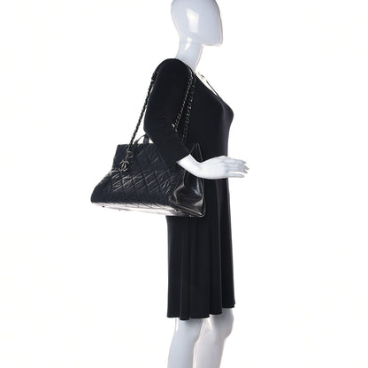 Chanel Crumpled Grained Calfskin Quilted CC Crave Tote Black 2 of 11
