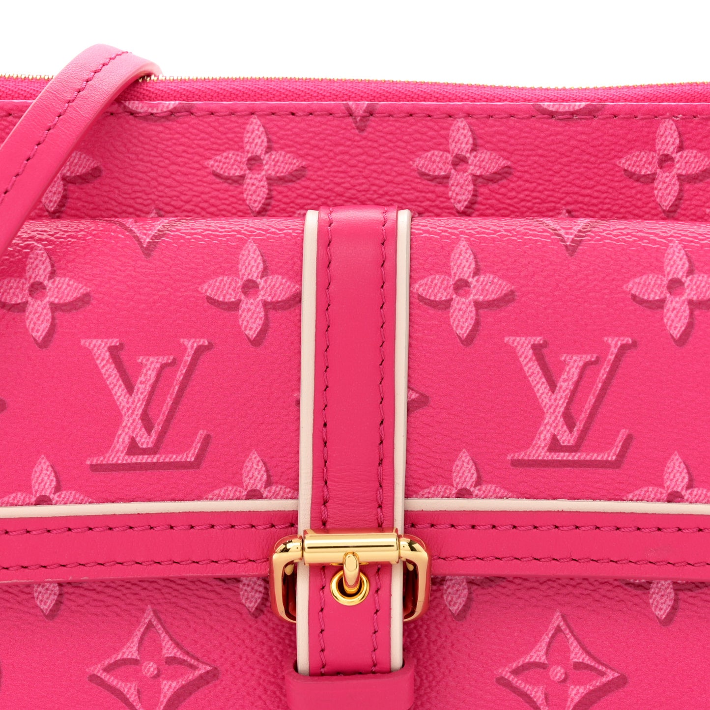 Monogram Fall For You Maxi Multi Pochette Accessories Fuchsia