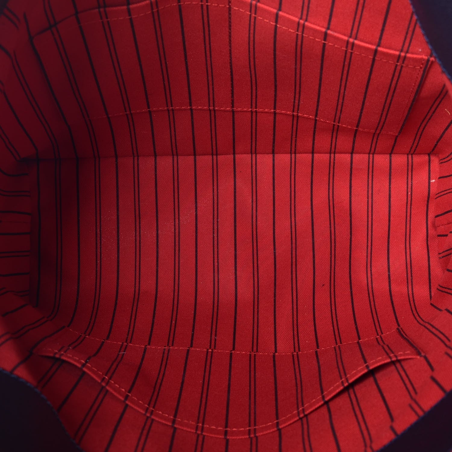 Louis Vuitton Empreinte Melie Marine Rouge 6 of 10