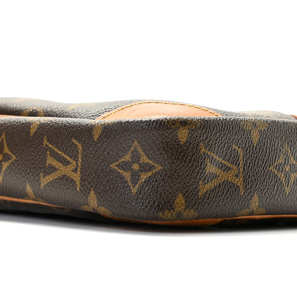 Louis Vuitton Monogram Danube 21 6 of 11