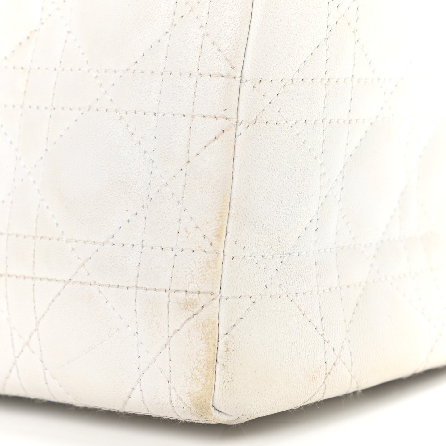 Lambskin Cannage Medium Lady Dior White