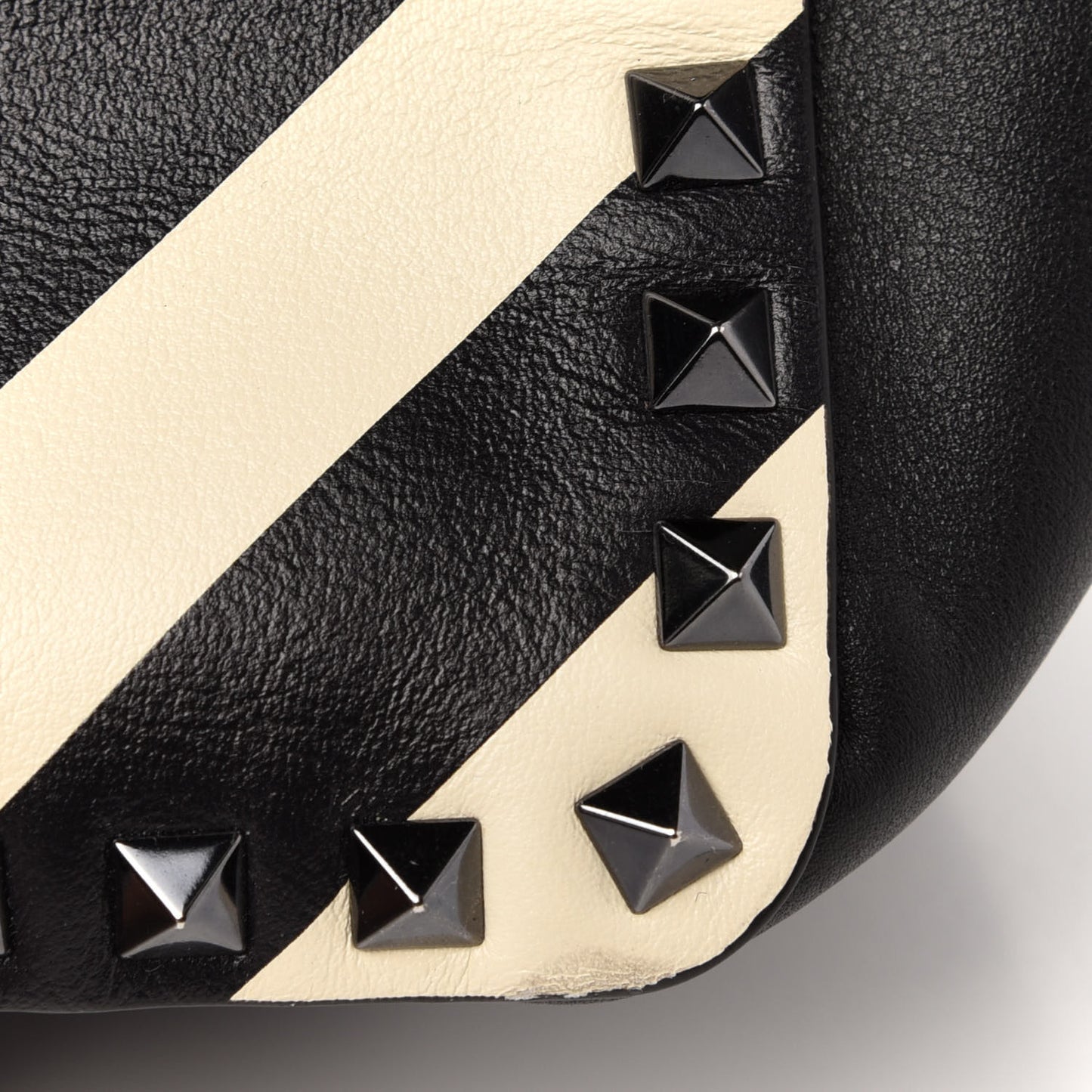 Calfskin Chevron Medium Rockstud Tote Light Ivory Black