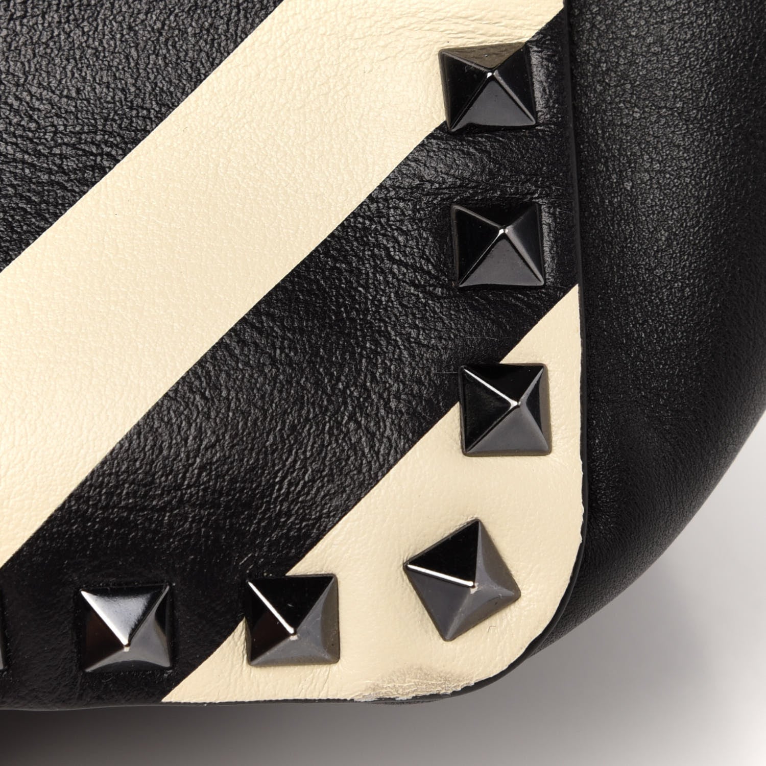 Valentino Garavani Calfskin Chevron Medium Rockstud Tote Light Ivory Black 9 of 10