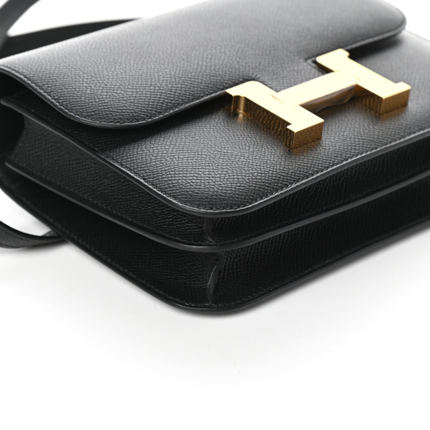 Epsom Constance 18 Black