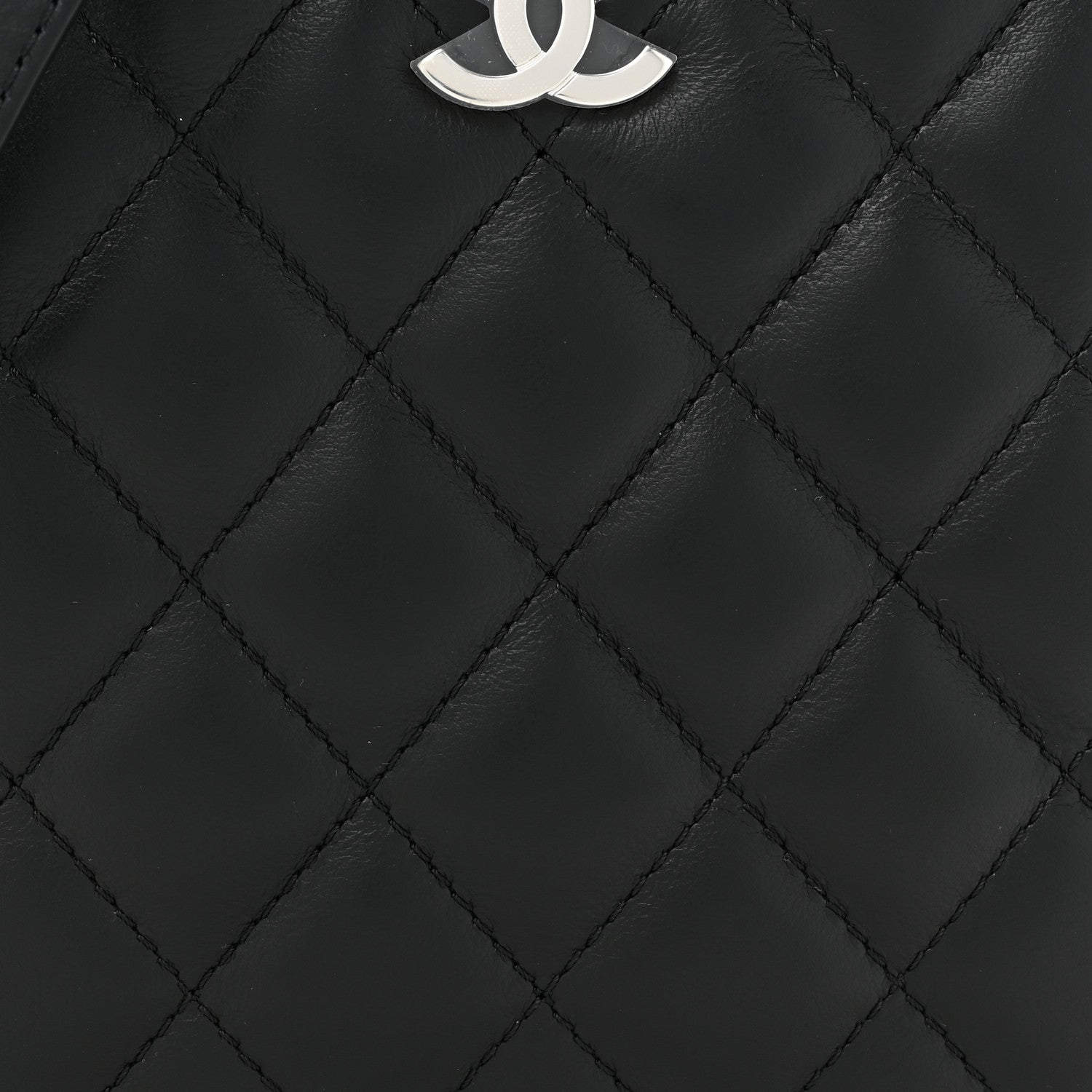 Chanel Lambskin Quilted Crossbody Bag Black 8 of 10