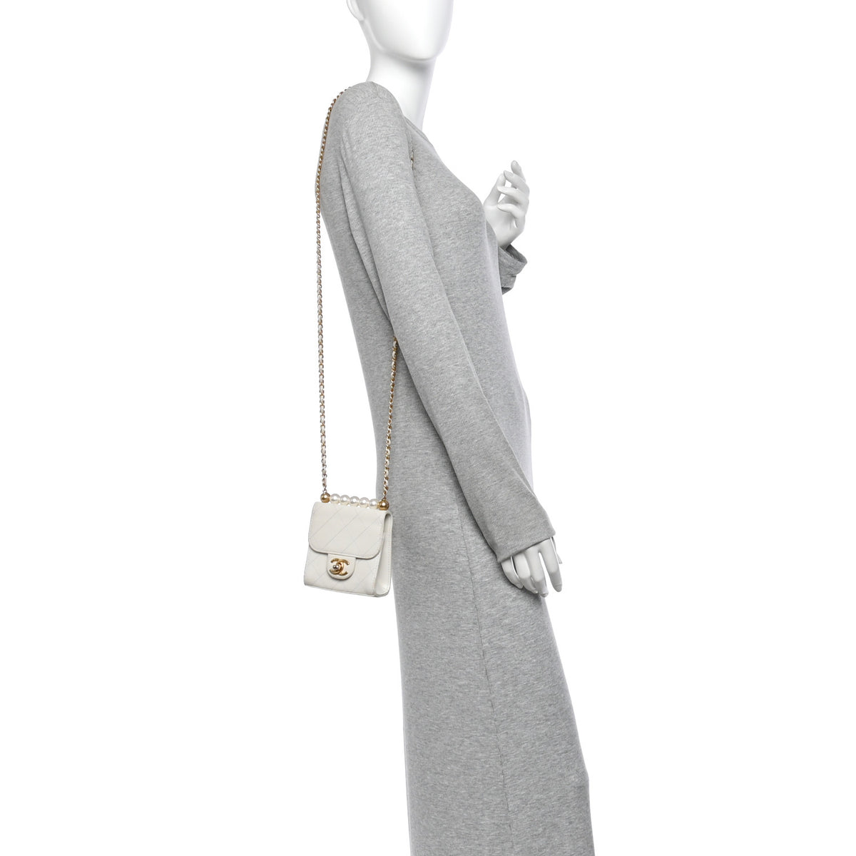 Goatskin Chic Pearls Clutch On Chain White