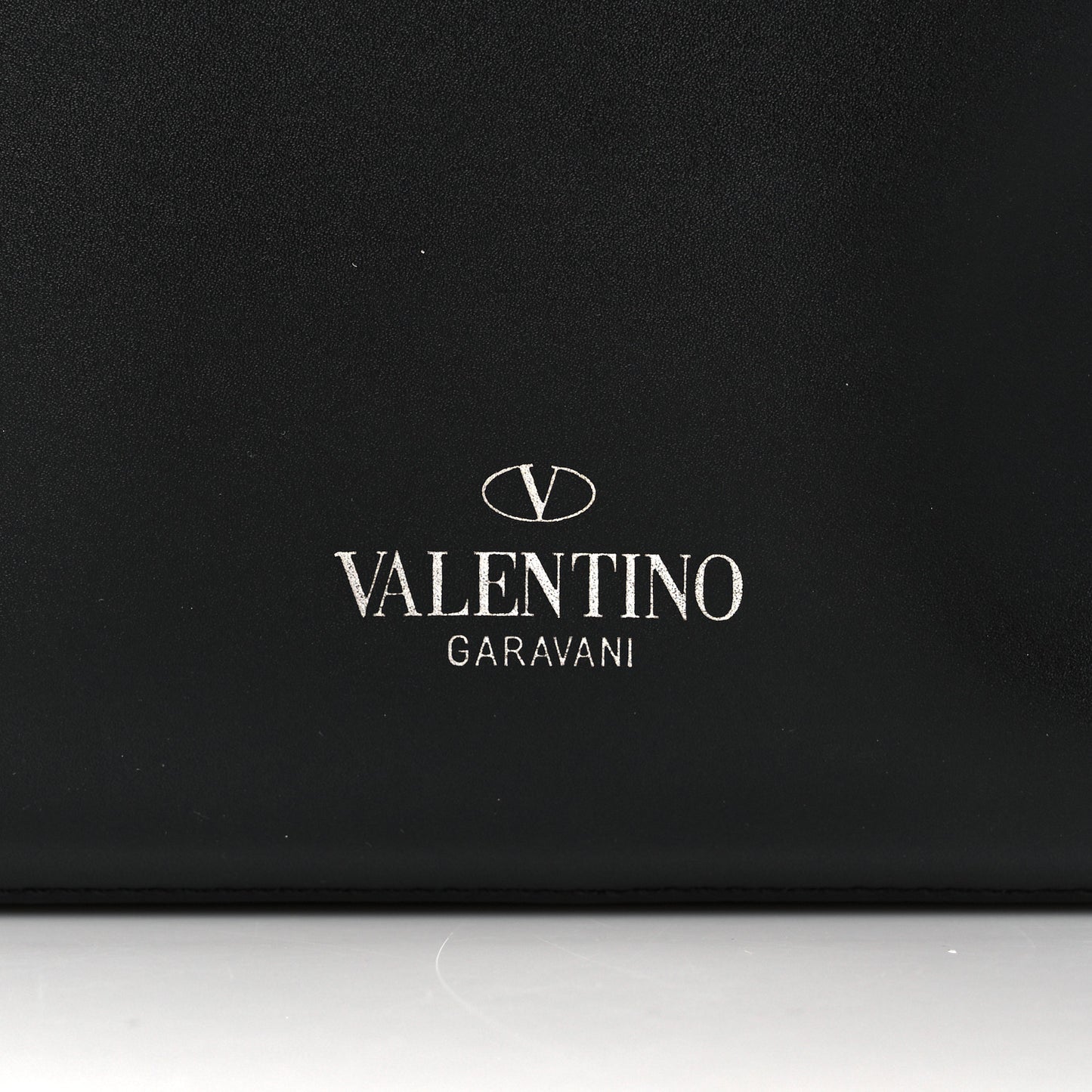 Calfskin VLTN Zip Pouch Black