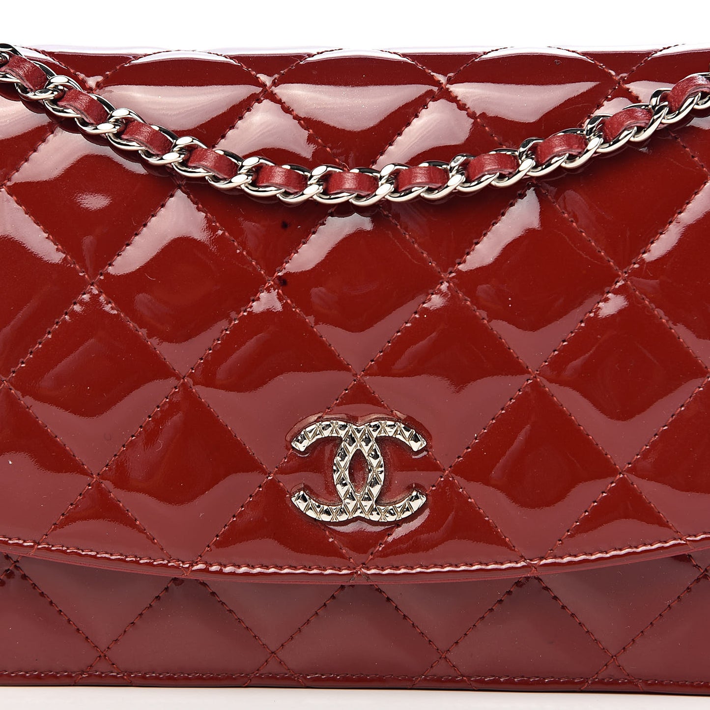 Patent Quilted Brilliant Wallet On Chain WOC Red