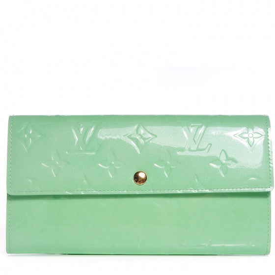 Louis Vuitton Vernis Sarah Wallet Peppermint 1 of 7
