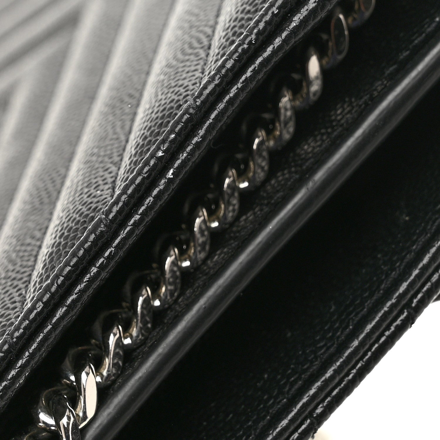 Saint Laurent Grain De Poudre Matelasse Chevron Monogram Chain Wallet Black 11 of 13
