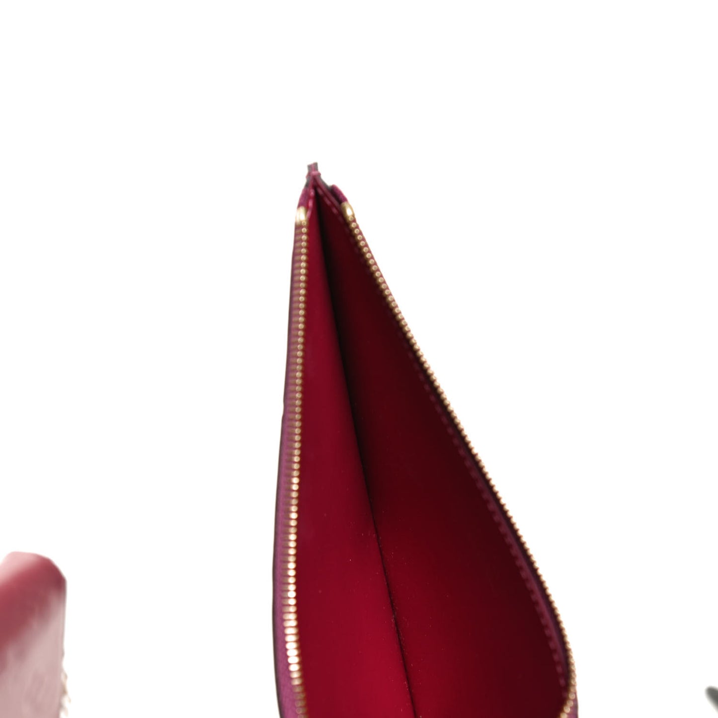 Vernis Felicie Chain Wallet Magenta