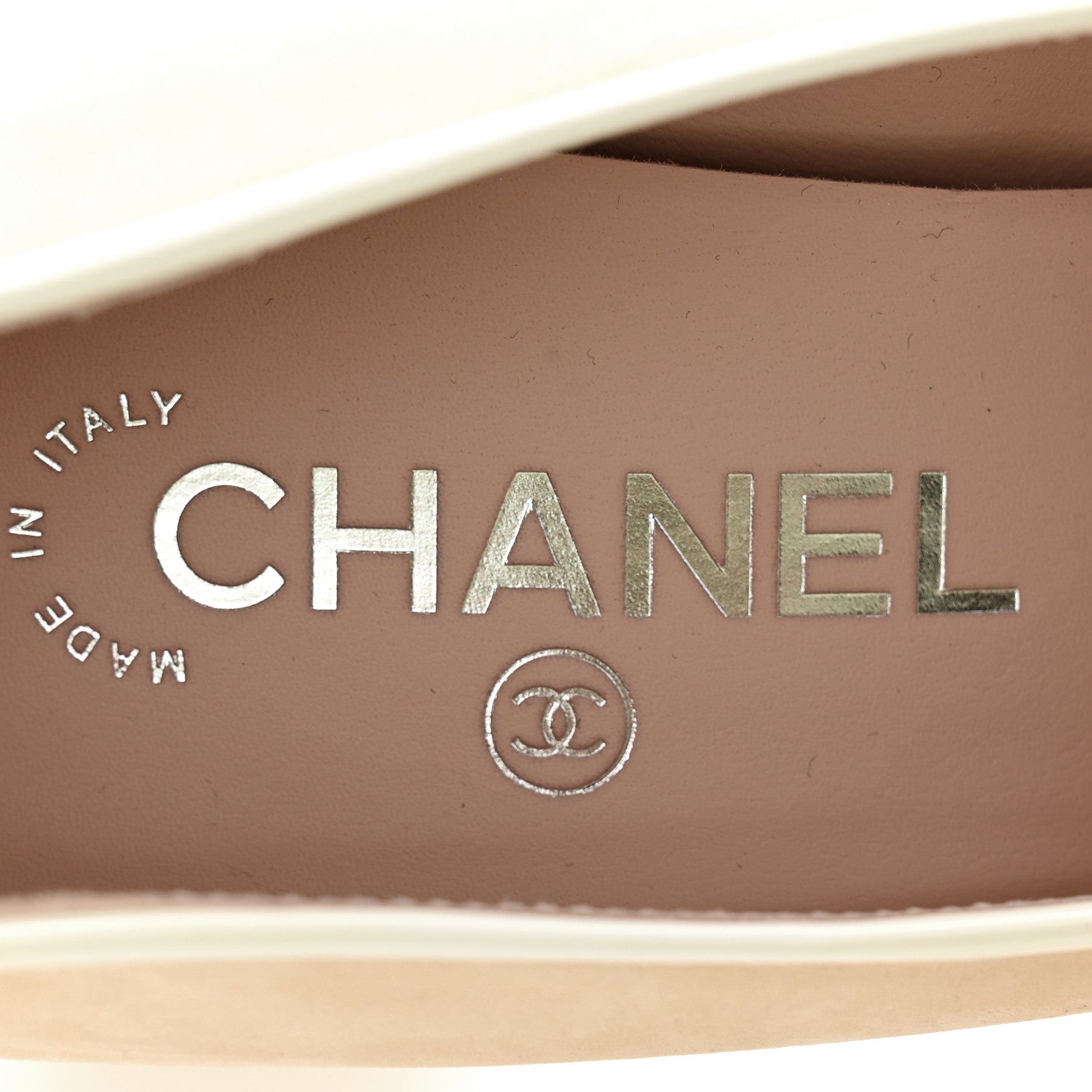 Chanel Velvet Matte Calfskin Patent Chain CC Cap Toe Pumps 39 Beige White 6 of 12