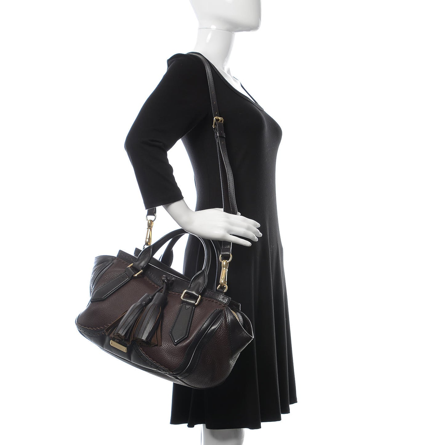Grainy Calfskin Brogue Medium Dennet Satchel Chocolate