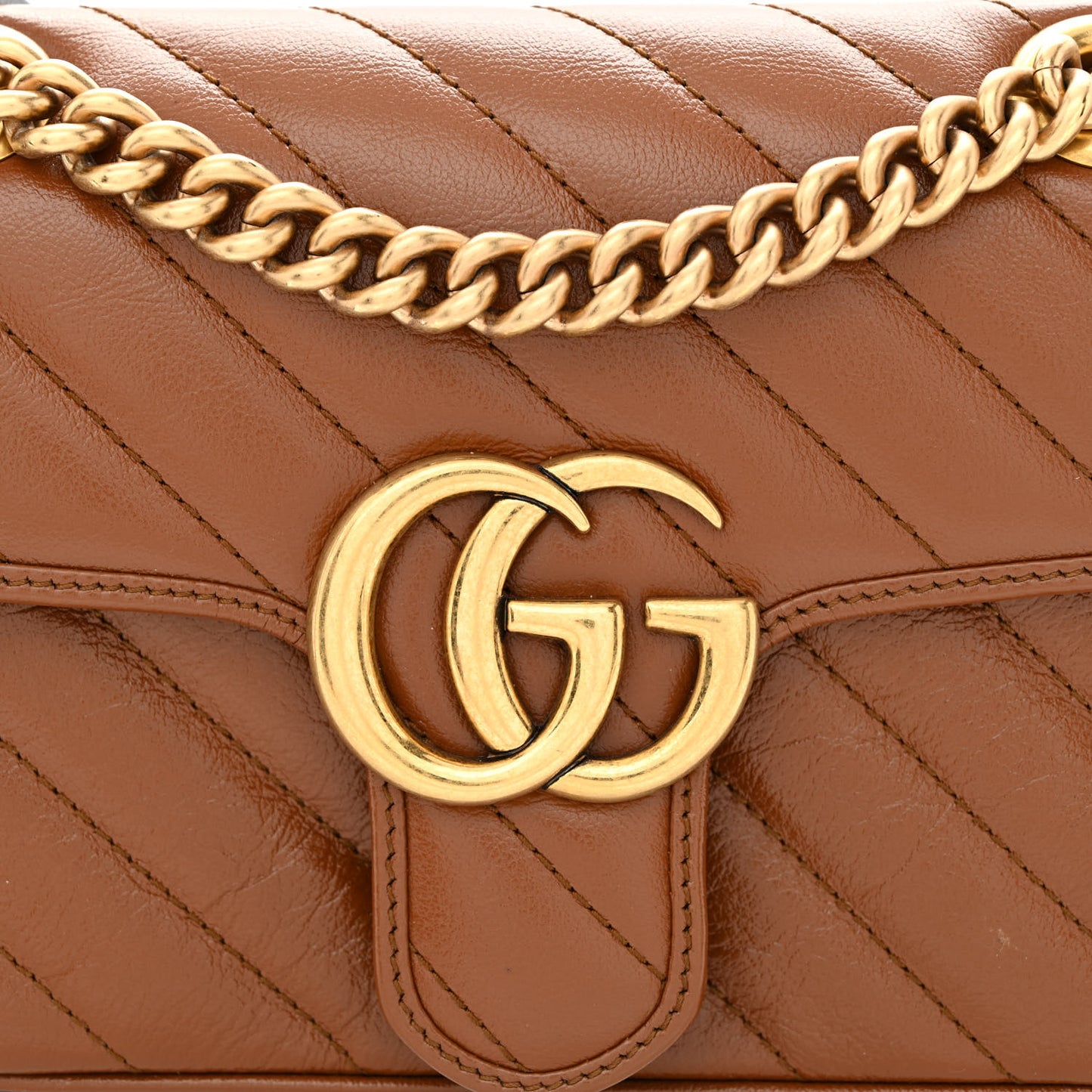Azalea Calfskin Matelasse Diagonal Mini GG Marmont Shoulder Bag Cuir