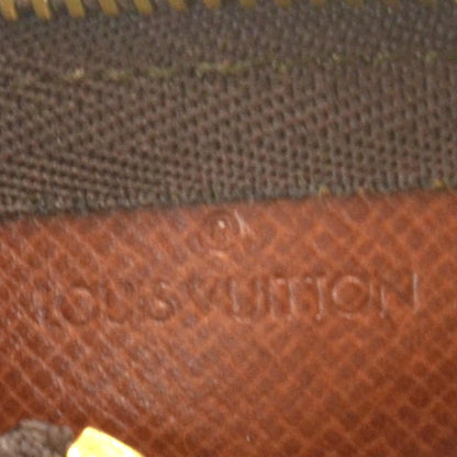 Louis Vuitton Monogram Key Pouch 6 of 7