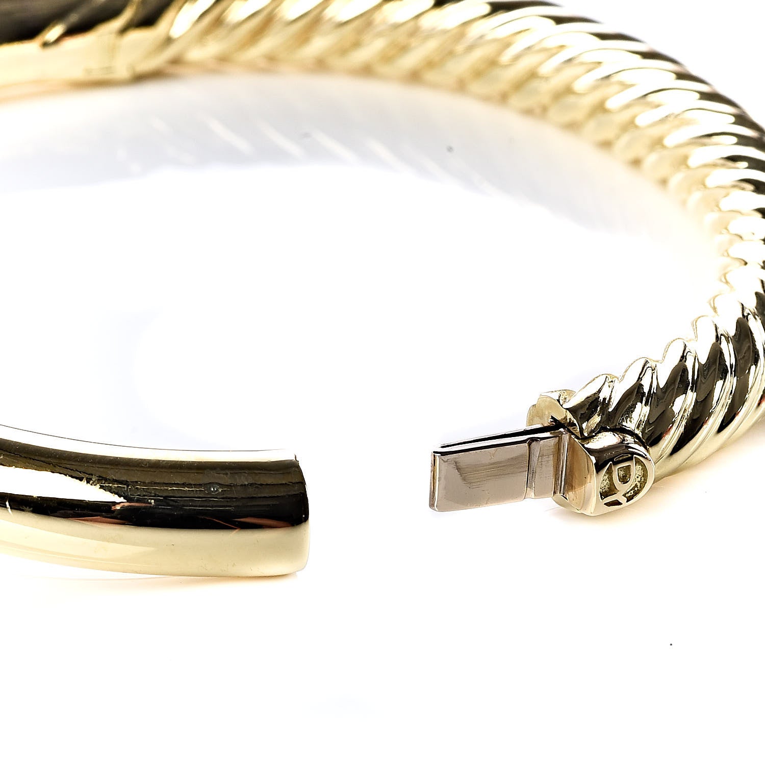 David Yurman 18K Yellow Gold 7mm Cable Hinged Bangle Bracelet 4 of 5