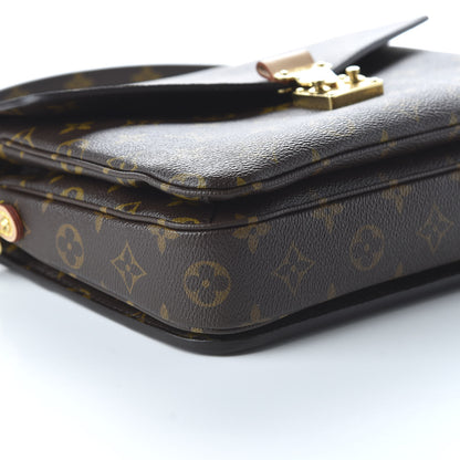 Louis Vuitton Monogram Pochette Metis 6 of 10