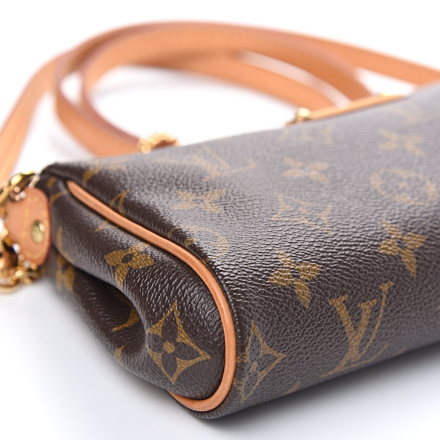 Louis Vuitton Monogram Eva Clutch 7 of 9