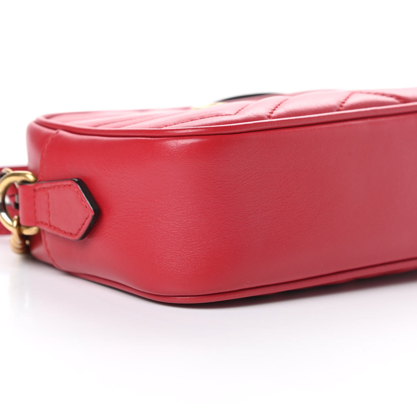 Calfskin Matelasse Mini GG Marmont Chain Shoulder Bag Hibiscus Red