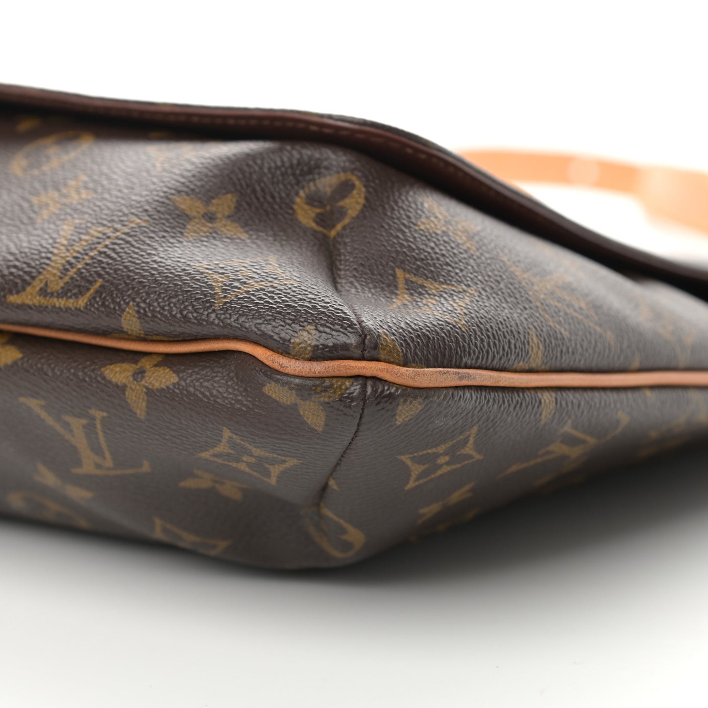 Monogram Musette GM