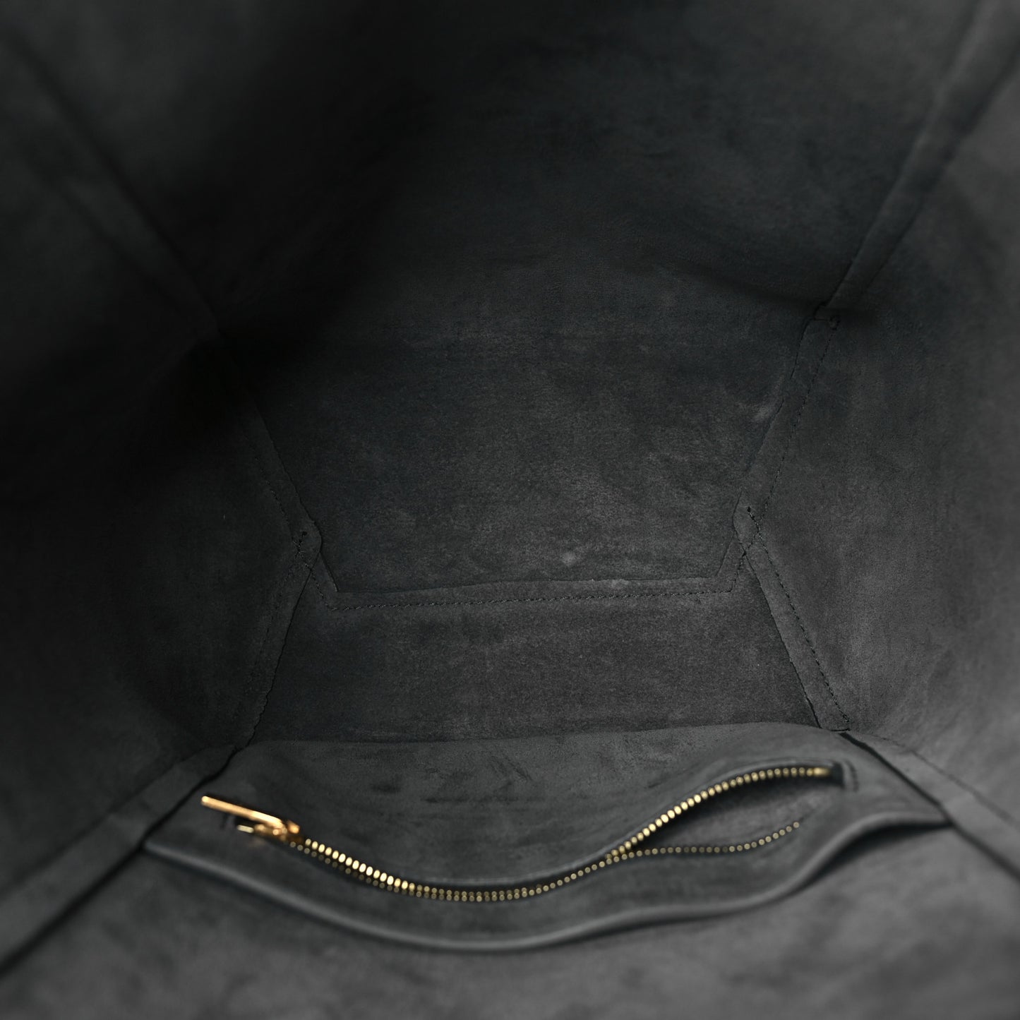 Soft Grained Calfskin Small Sangle Bucket Bag Kohl