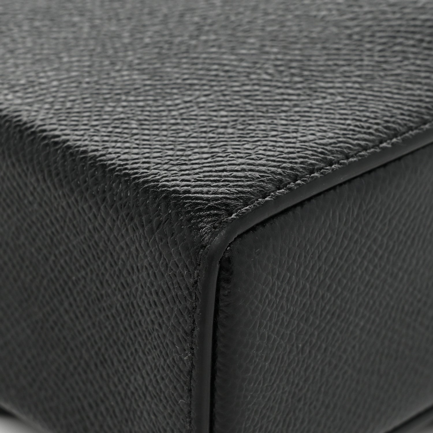 Christian Dior Ultra Matte Grained Calfskin 30 Montaigne Box Bag Black 15 of 15