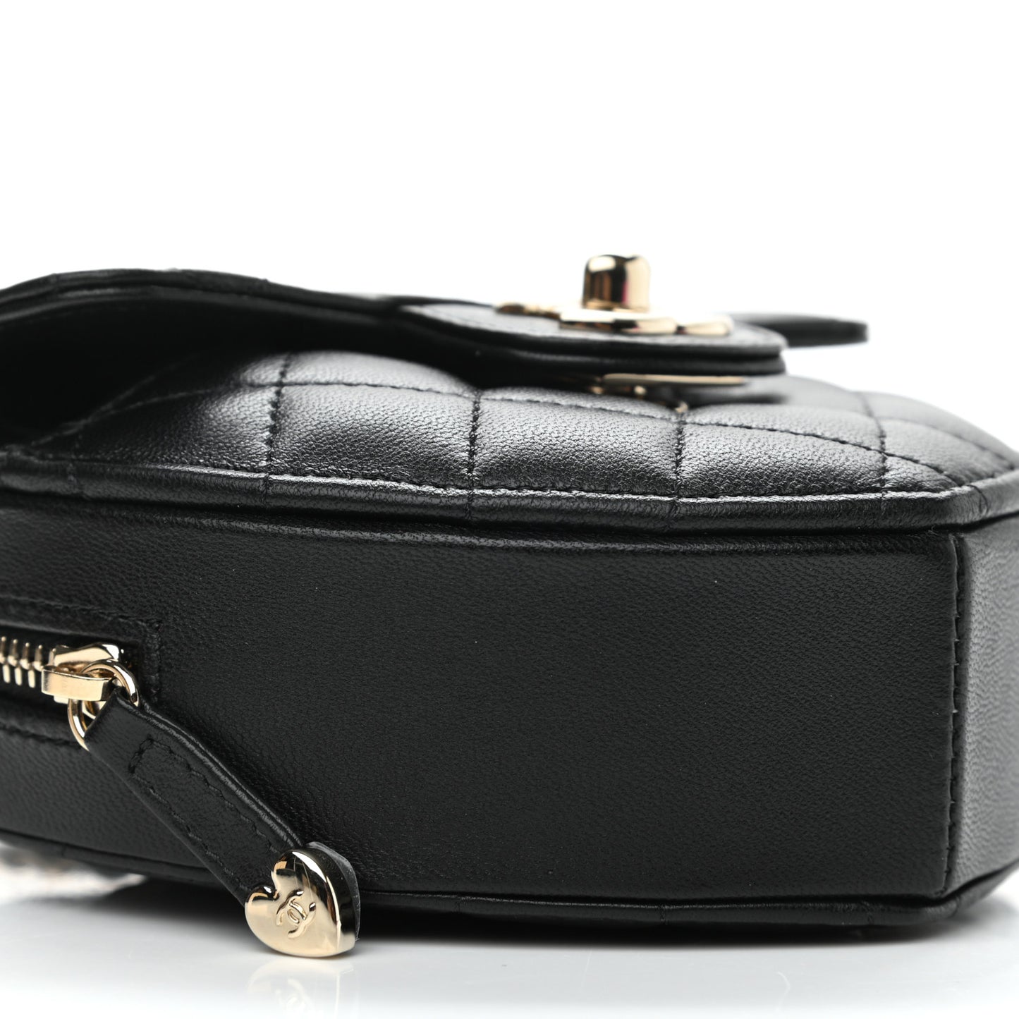 Lambskin Quilted CC In Love Heart Clutch With Chain Black