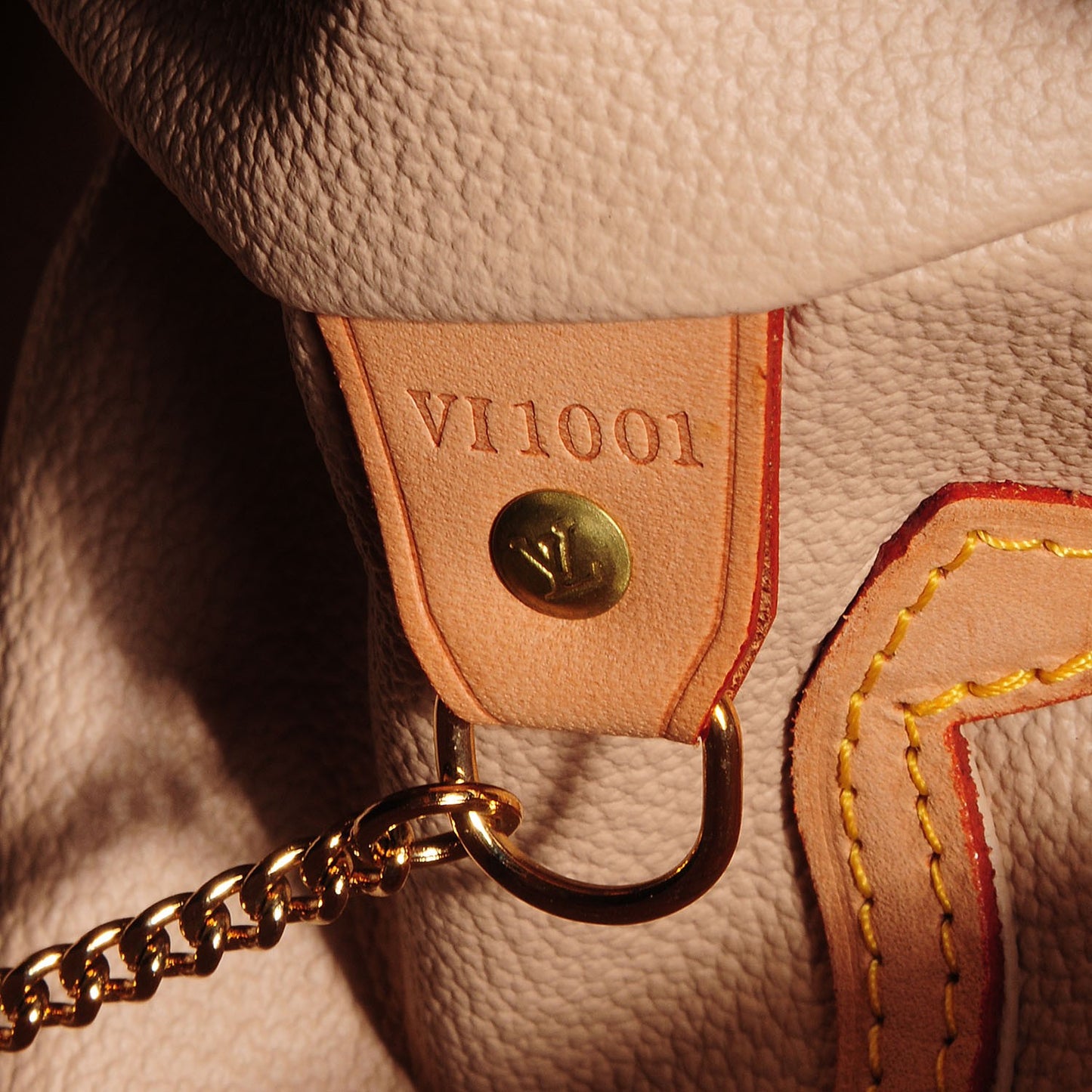 Monogram Petit Bucket 23