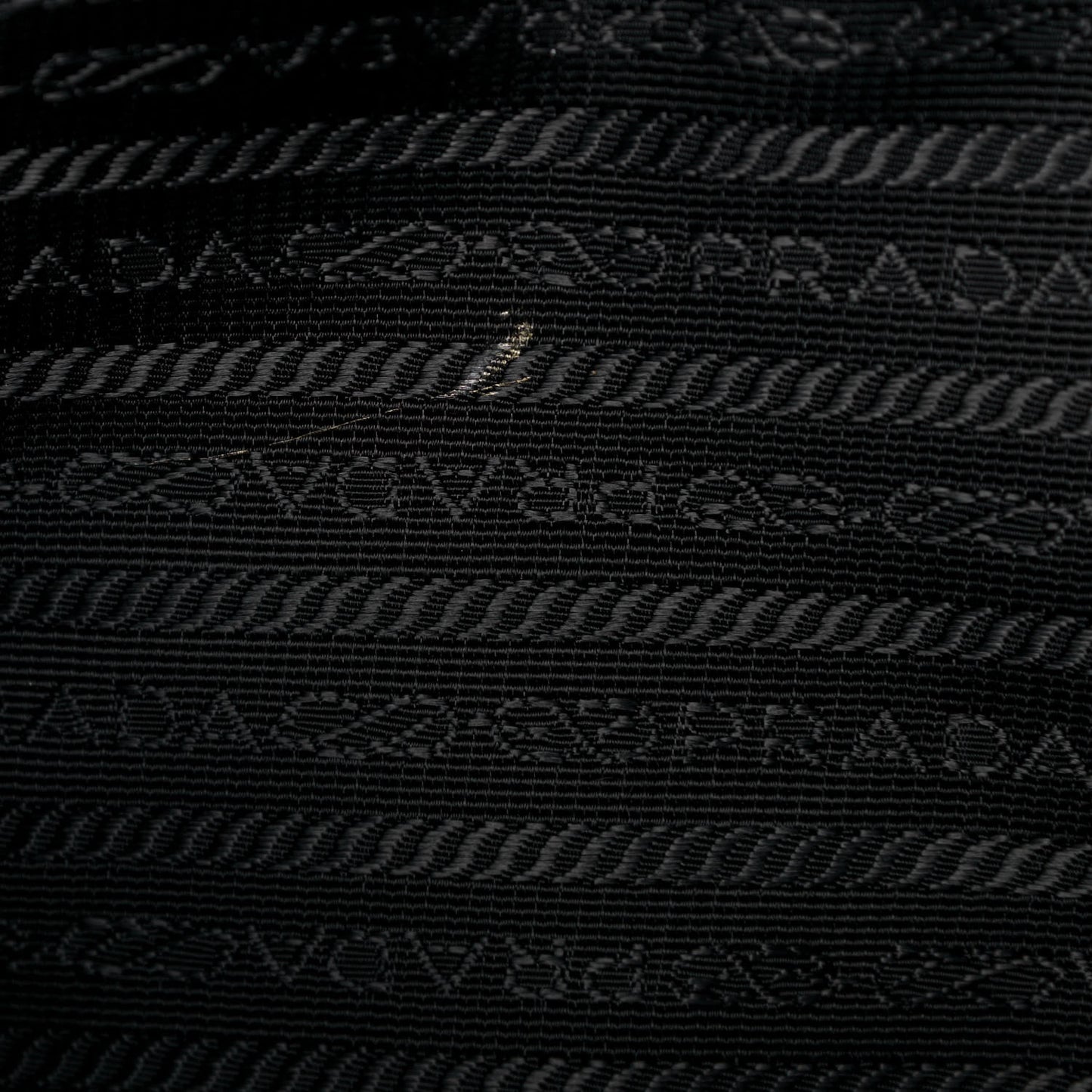 Tessuto Nylon Saffiano Logo Messenger Bag Black