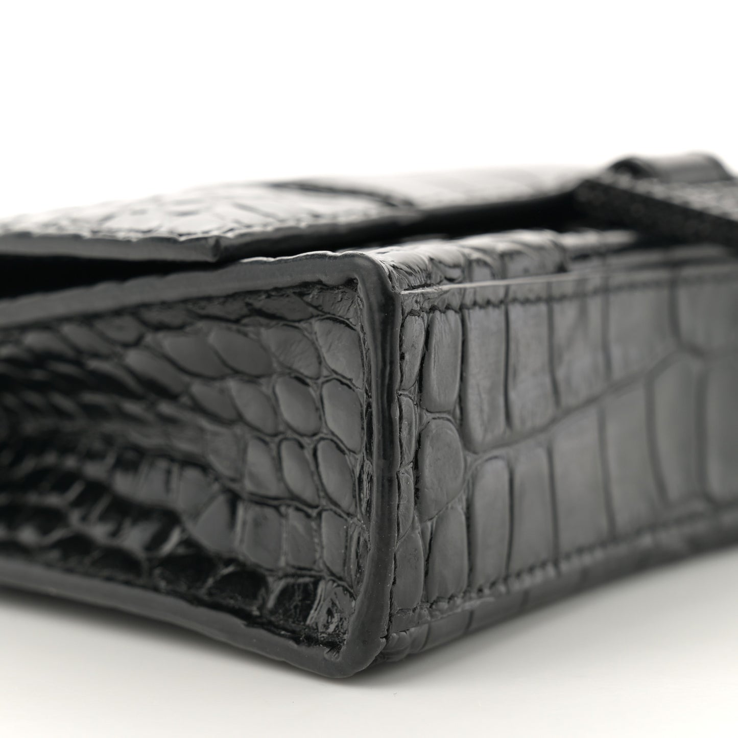 Shiny Calfskin Strass Monochrome Crocodile Embossed Hourglass Chain Bag Black