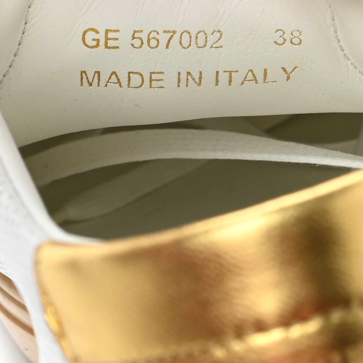 Perforated Calfskin Andy Low Top Sneakers 38 White Gold