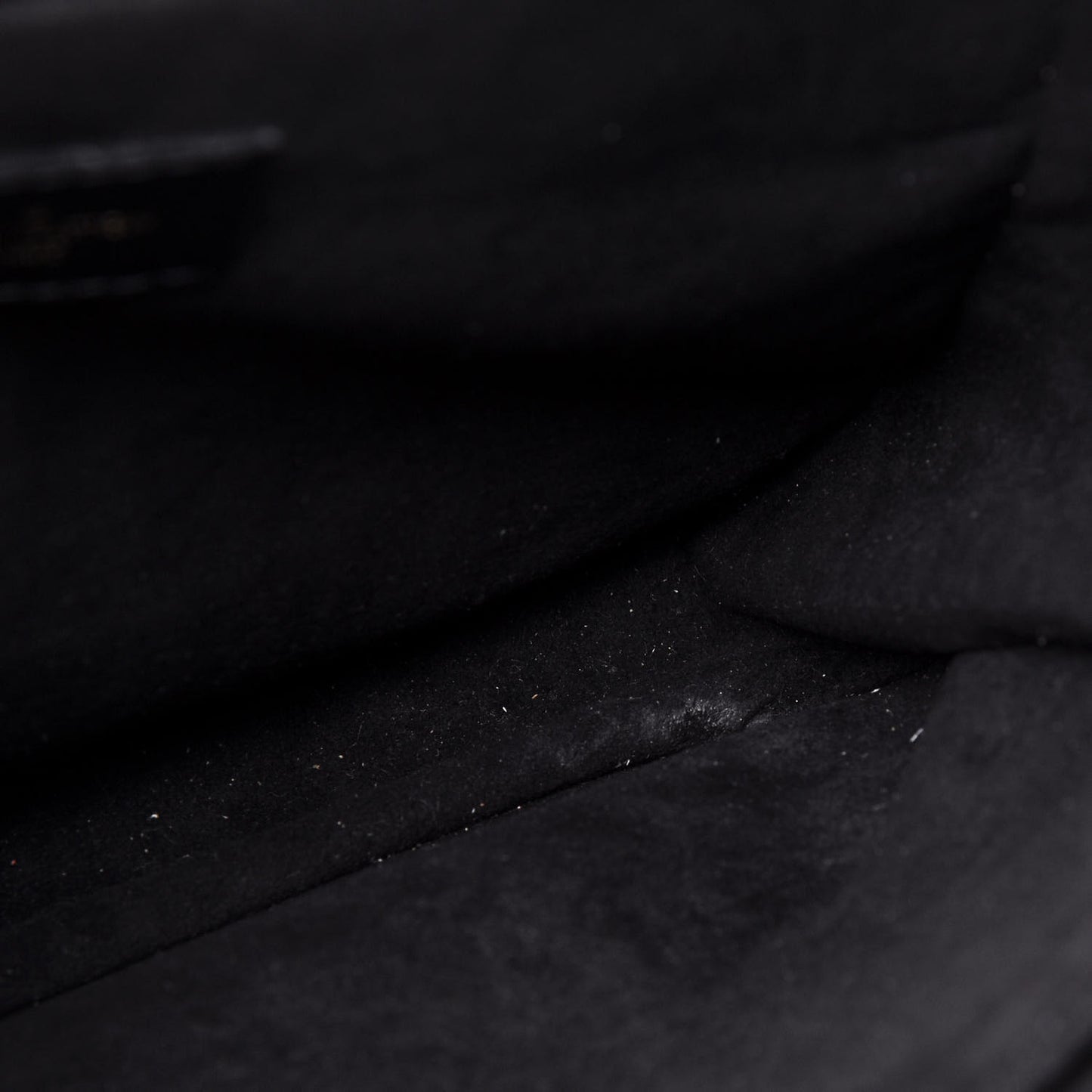 Reverse Monogram Pochette Metis
