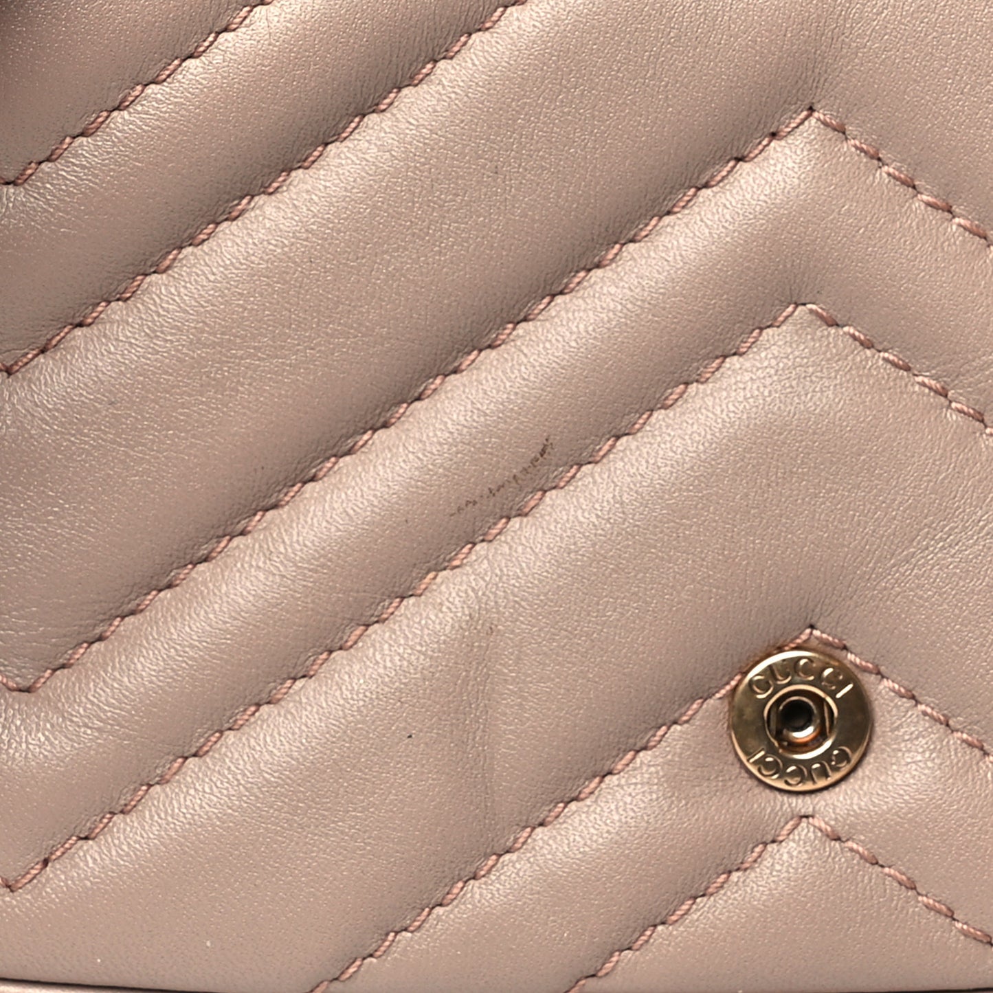 Calfskin Matelasse Super Mini GG Marmont Shoulder Bag Porcelain Rose