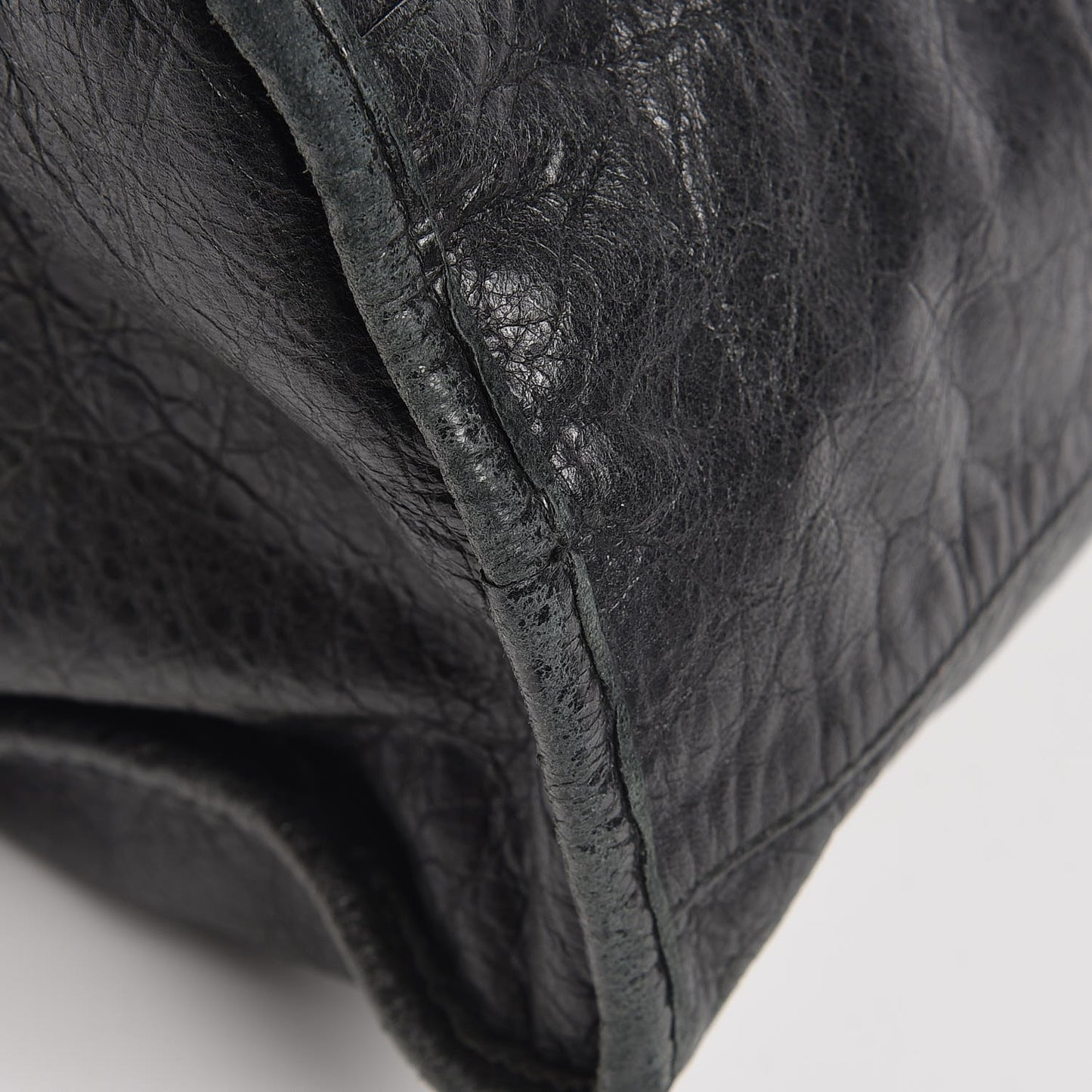 Agneau Classic Hardware City Black