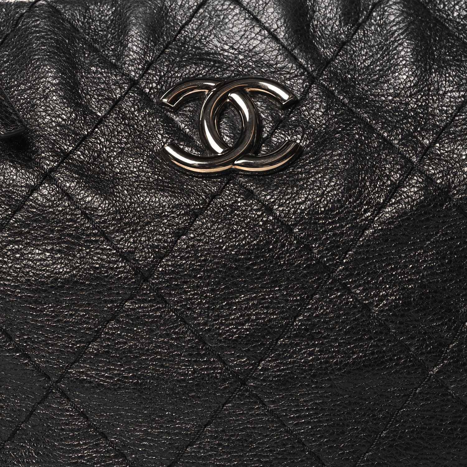 Chanel Glazed Calfskin On The Road Hobo Black 8 of 11