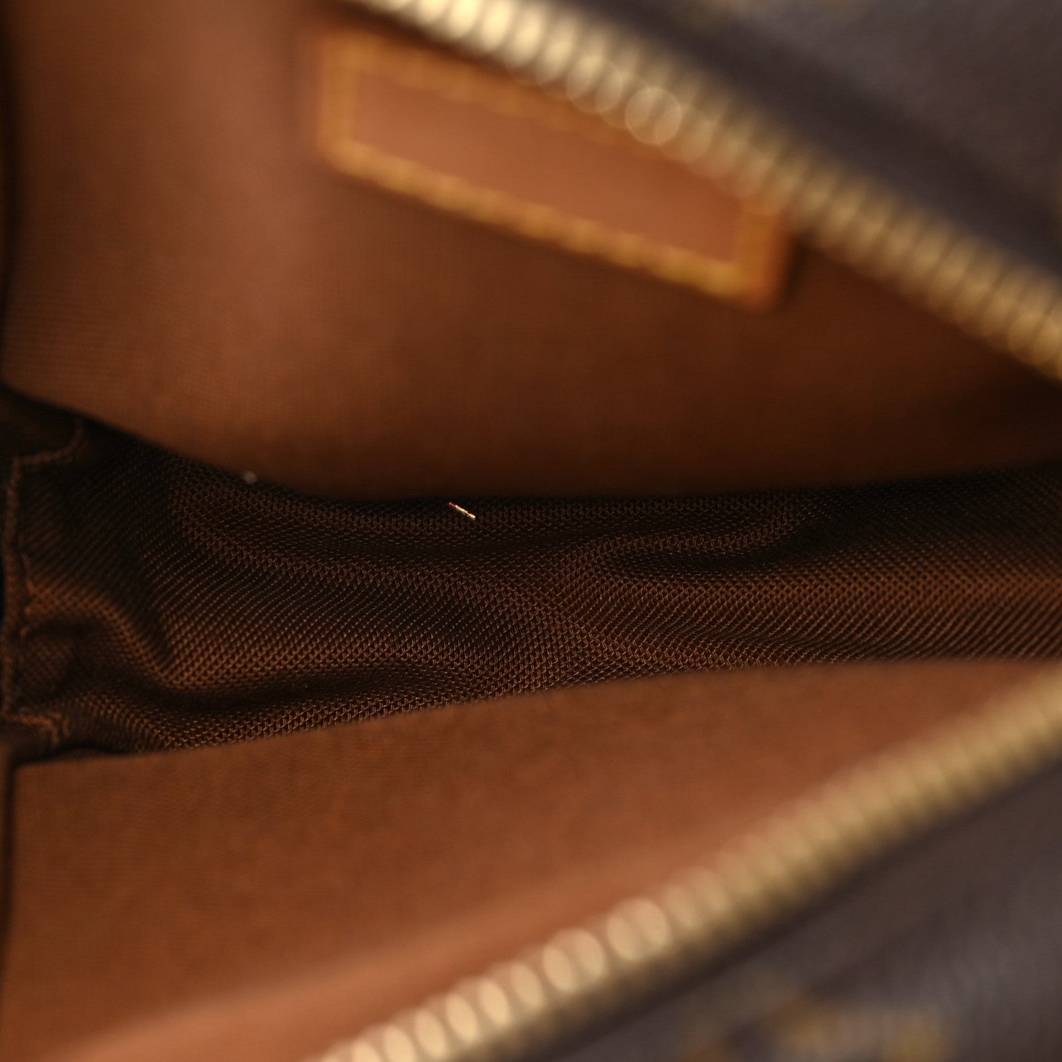 Louis Vuitton Monogram Pochette Gange 5 of 7