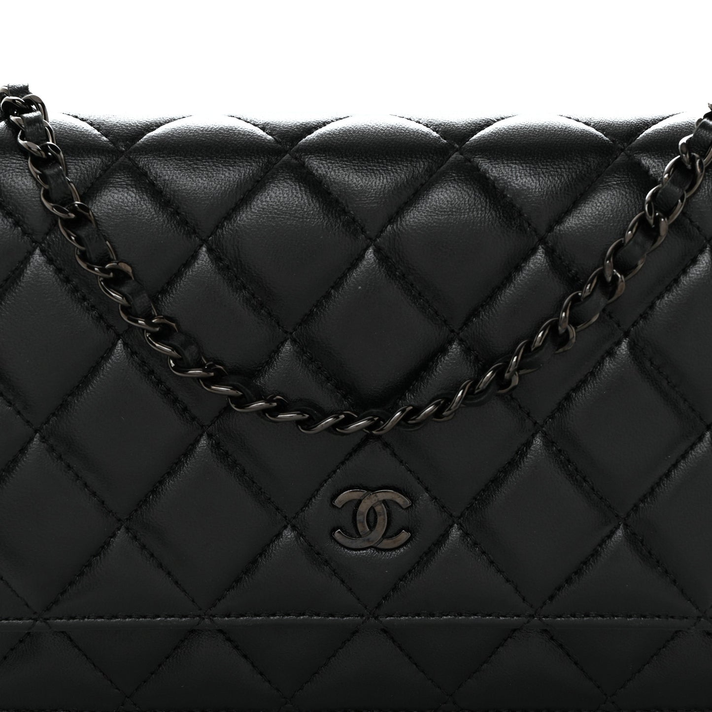 Lambskin Quilted Wallet On Chain WOC So Black
