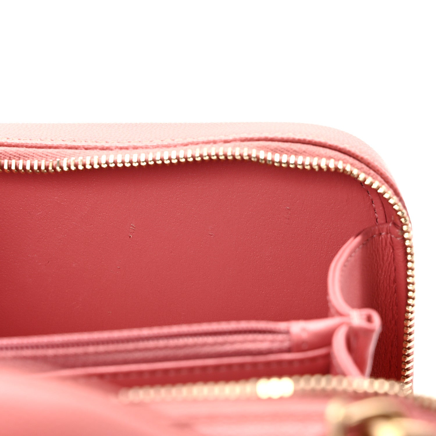 Chanel Caviar Quilted Medium CC Filigree Vanity Case Pink 12 of 13