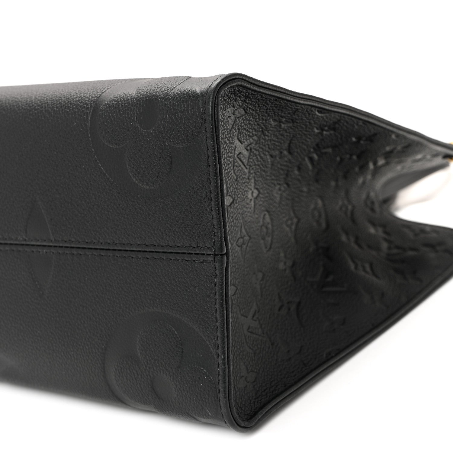 Louis Vuitton Empreinte Monogram Giant Onthego MM Black 9 of 9