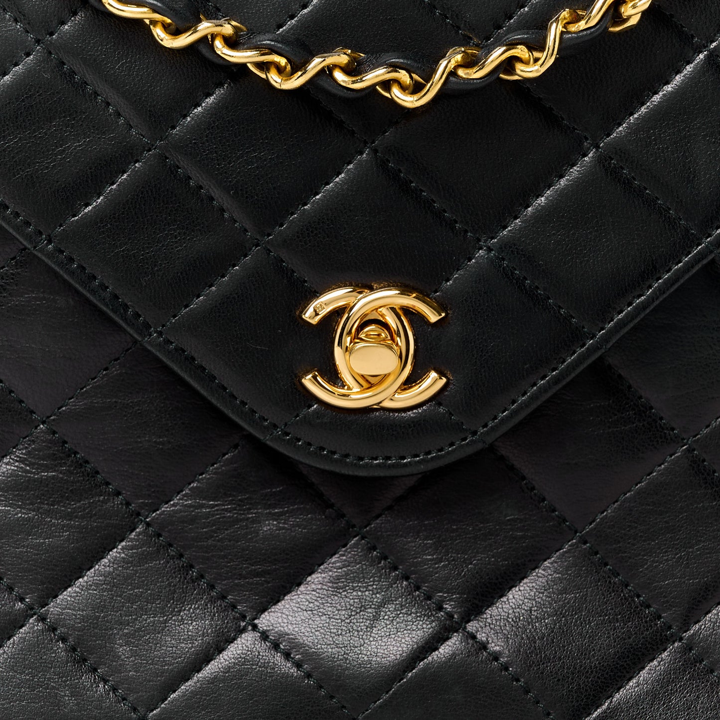 Lambskin Diamond Stitch Envelope Single Flap Black