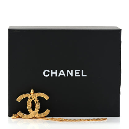 Chanel Metal CC Paris Button Necklace Gold 6 of 6