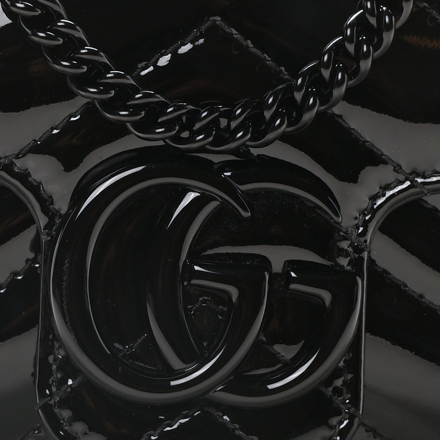 Patent Lambskin Enamel Matelasse Monochrome Super Mini GG Marmont Shoulder Bag Black