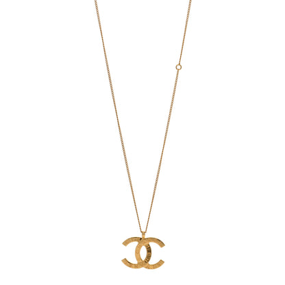 Chanel Metal CC Paris Button Necklace Gold 1 of 4