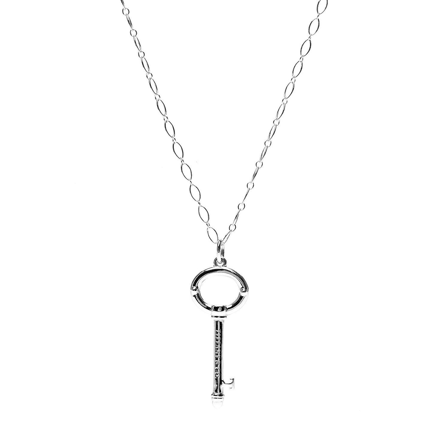 Sterling Silver Oval Key Pendant Link Necklace