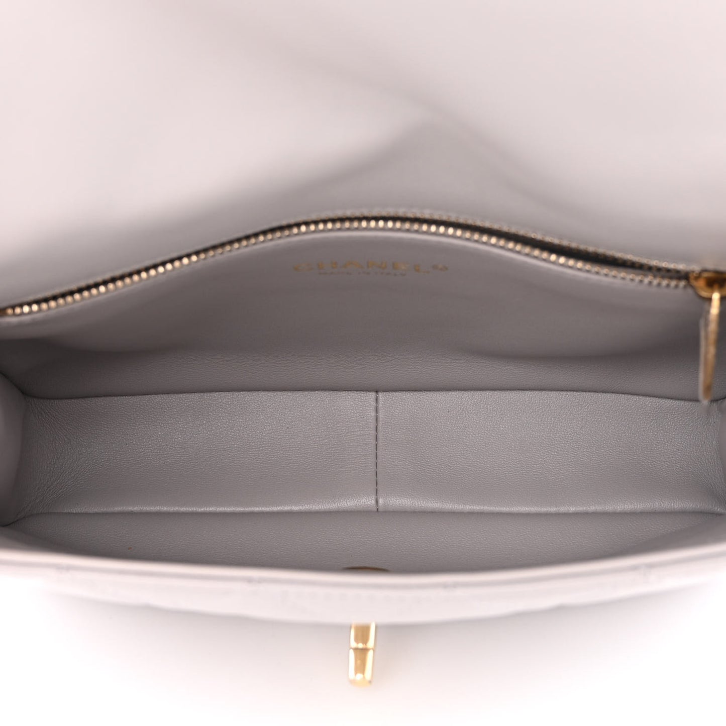 Lambskin Resin Quilted Flap Grey