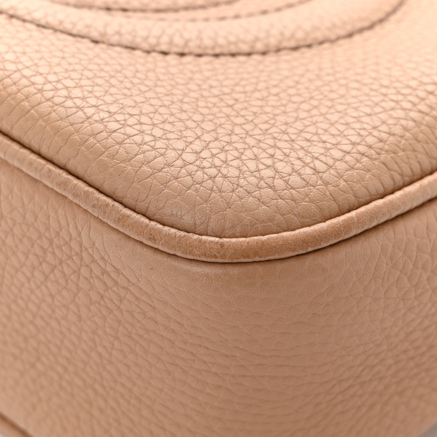 Gucci Pebbled Calfskin Small Soho Disco Bag Camelia 11 of 13